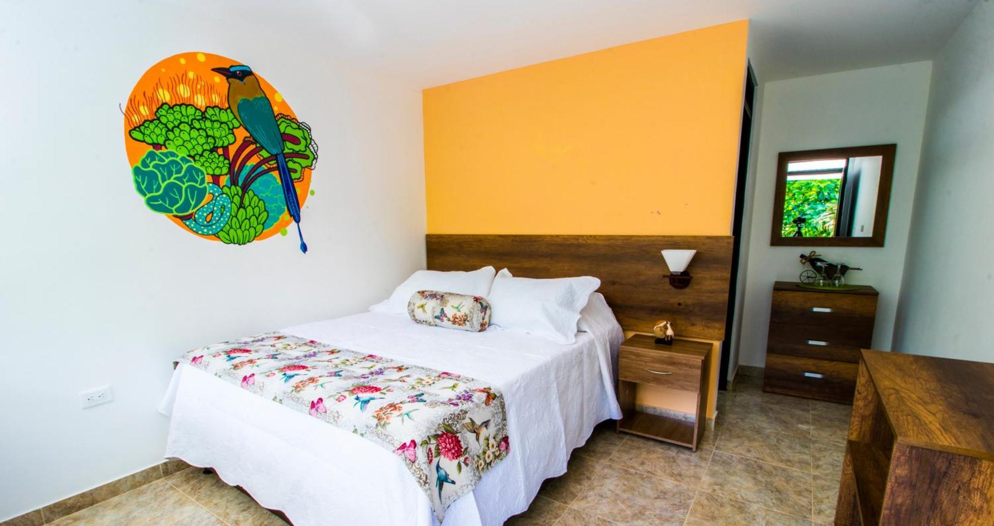 Bosques De La Pradera Hotel La Linda Luaran gambar